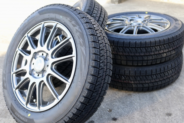 タイヤとホイールの写真